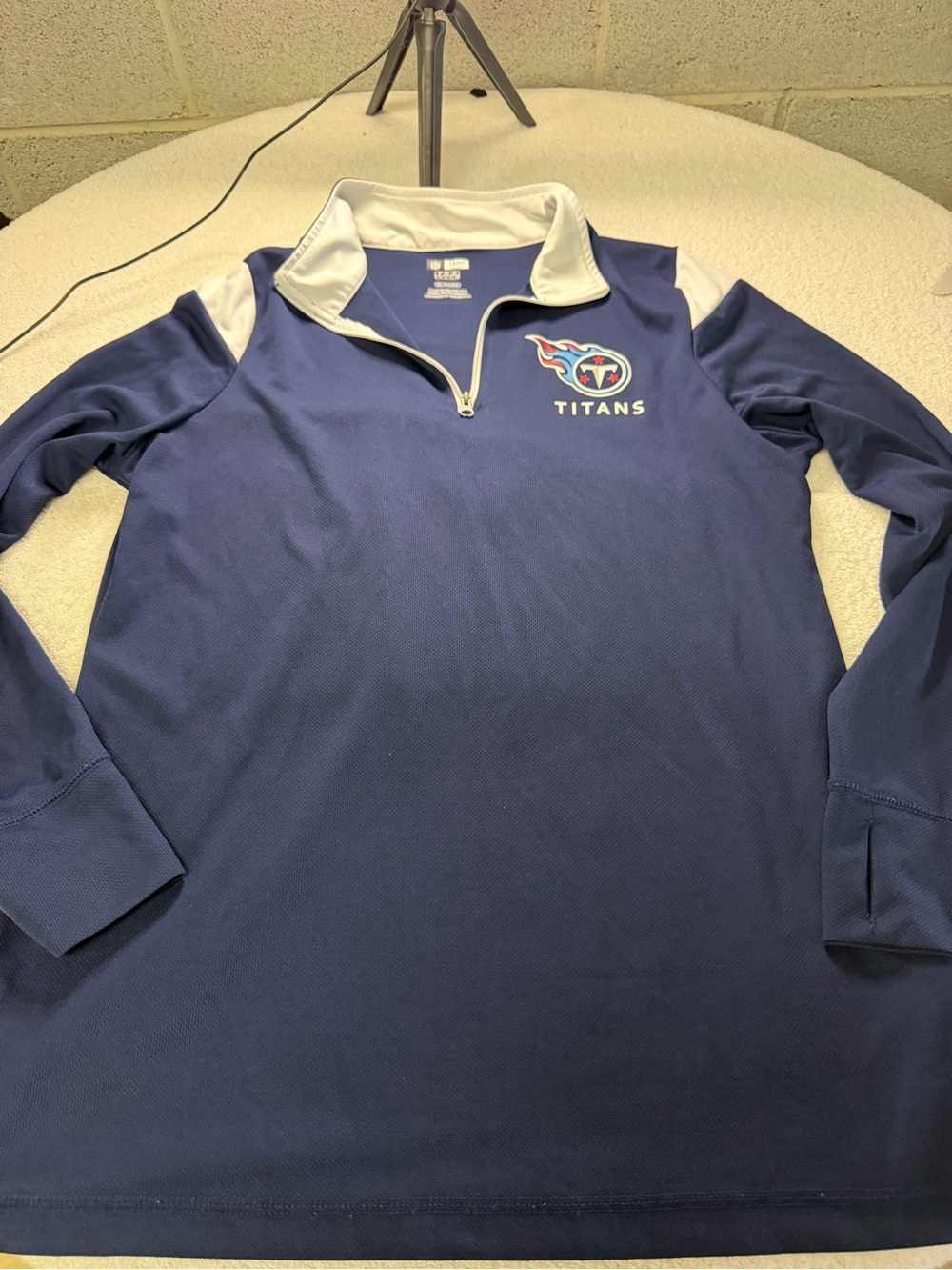 Tennessee Titans women’s Navy Quarter-Zip Pullover size XL
